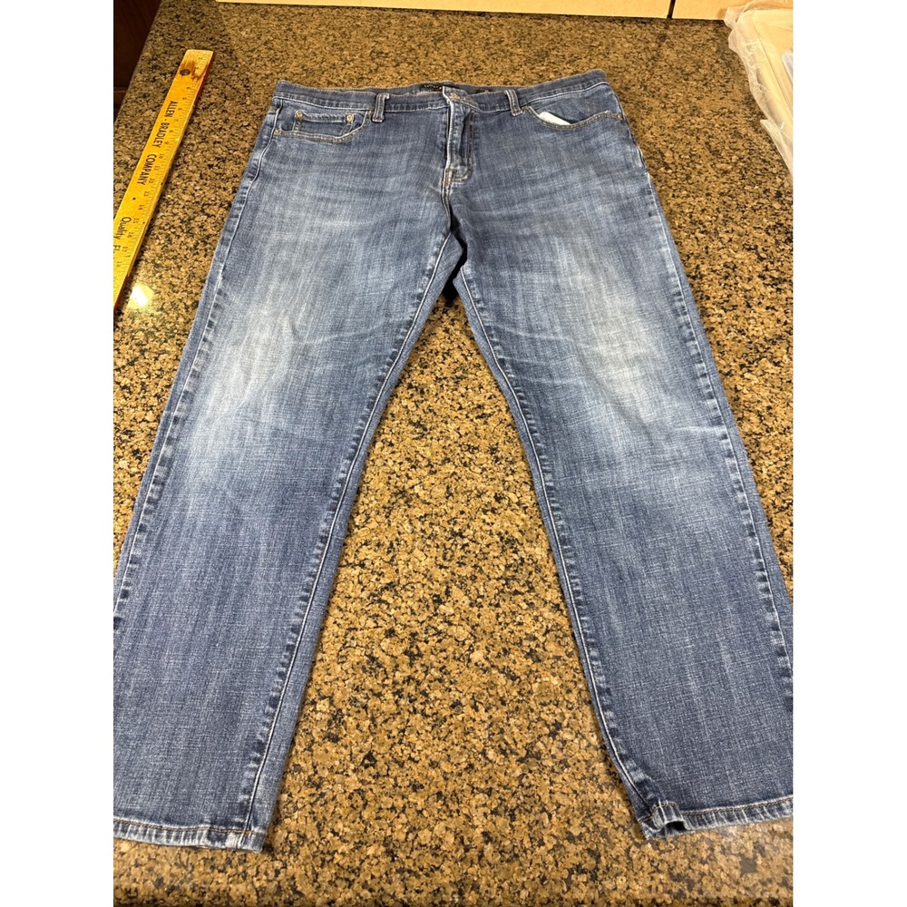 Lucky Brand 221 Straight Leg Mens Jeans Blue Denim 40x30 Medium Wash